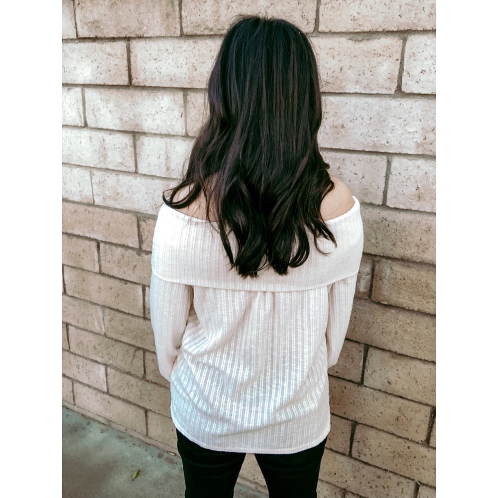 (LAST L) Millie OTS Top - Picture 3 of 3